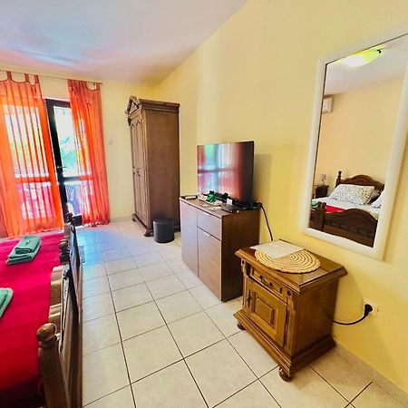 Villa Dionis Budva Buitenkant foto
