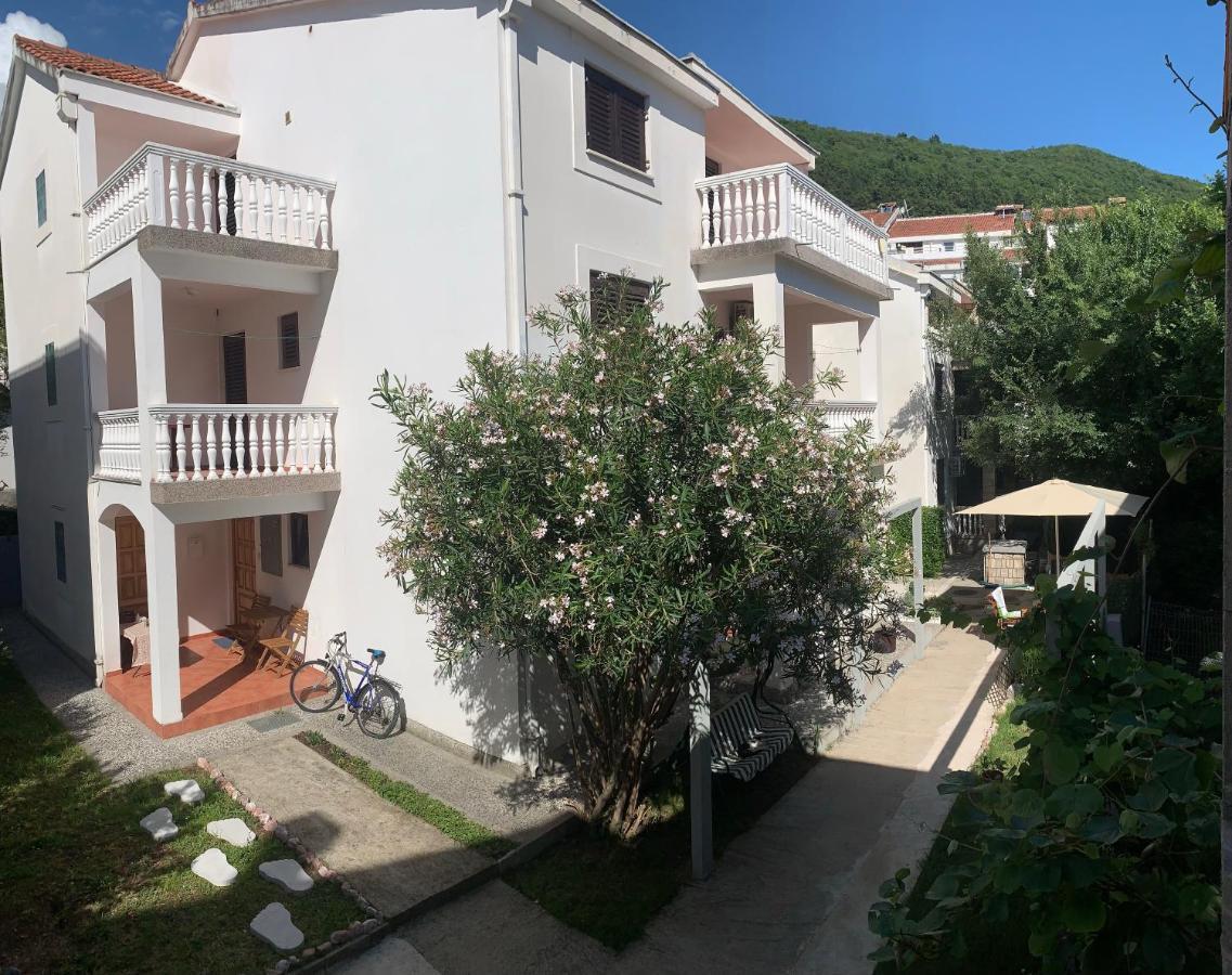 Villa Dionis Budva Buitenkant foto