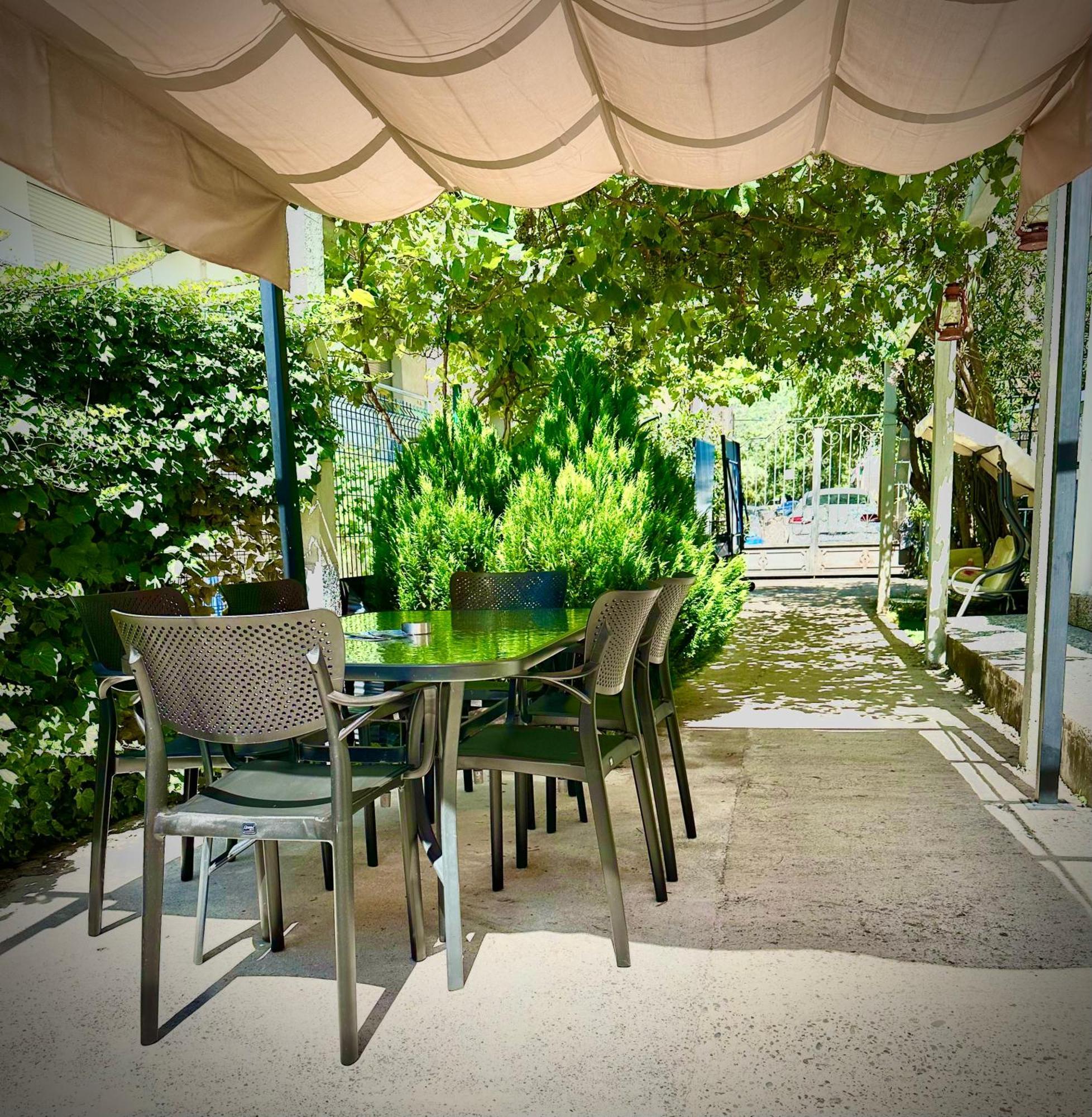 Villa Dionis Budva Buitenkant foto