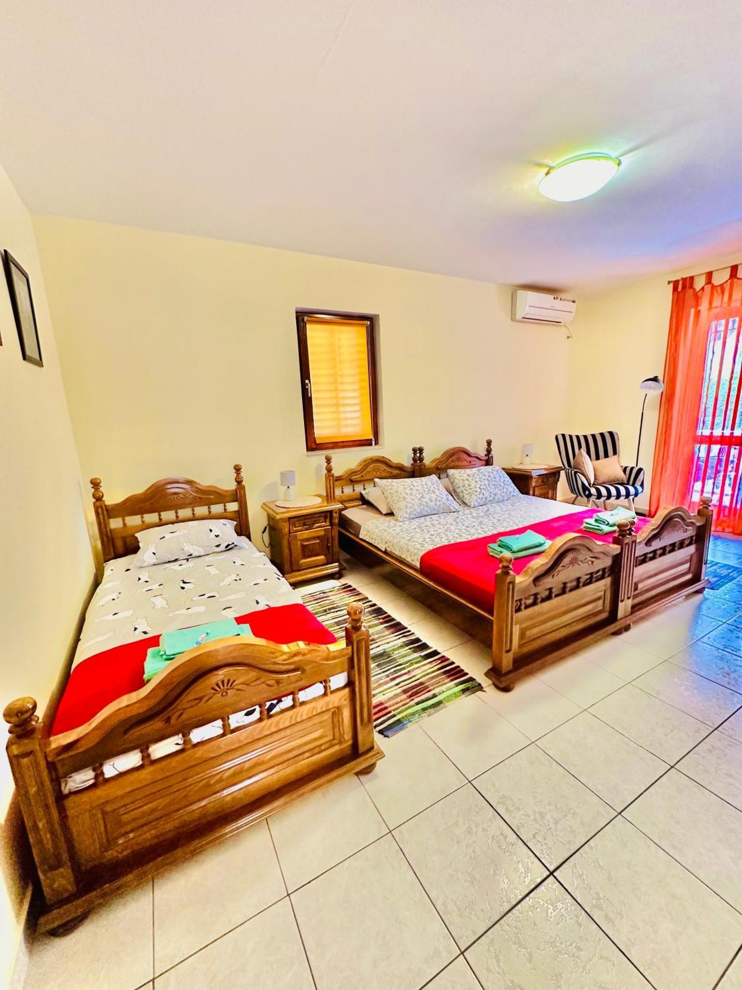 Villa Dionis Budva Buitenkant foto
