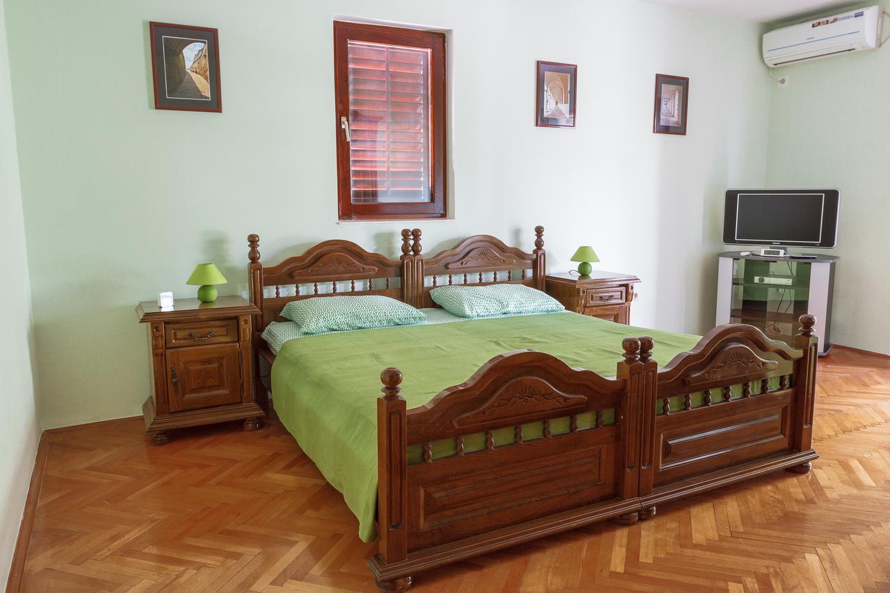 Villa Dionis Budva Buitenkant foto